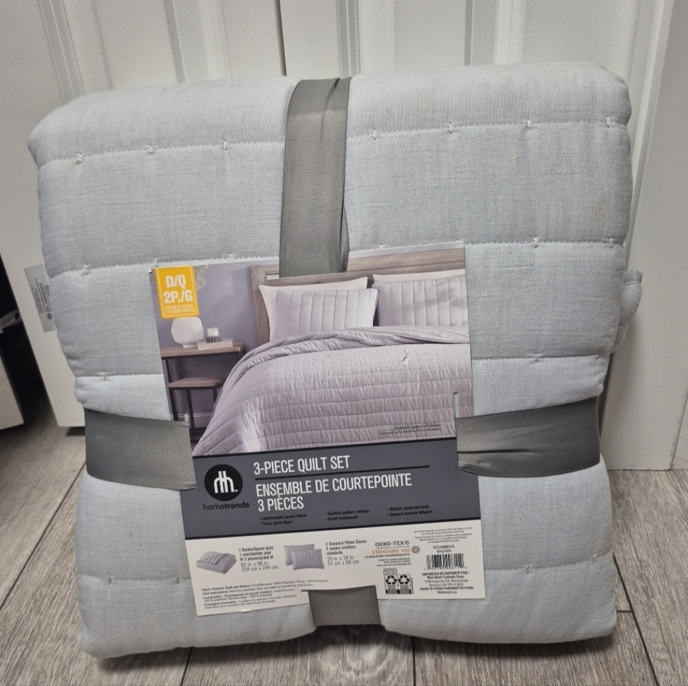 Brand New Hometrends Double/Queen size Pick-stitch Gray Color 3-Piece Quilt Set
